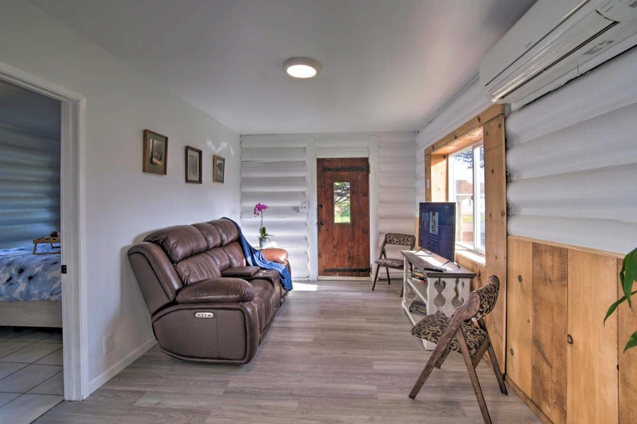 Unique Dog-Friendly Log Cabin Short Walk To Ocean Кресент-Сити Экстерьер фото